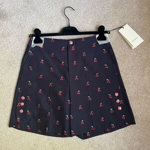 NWTS Gucci Navy Cherry 🍒 print suit shorts size 40